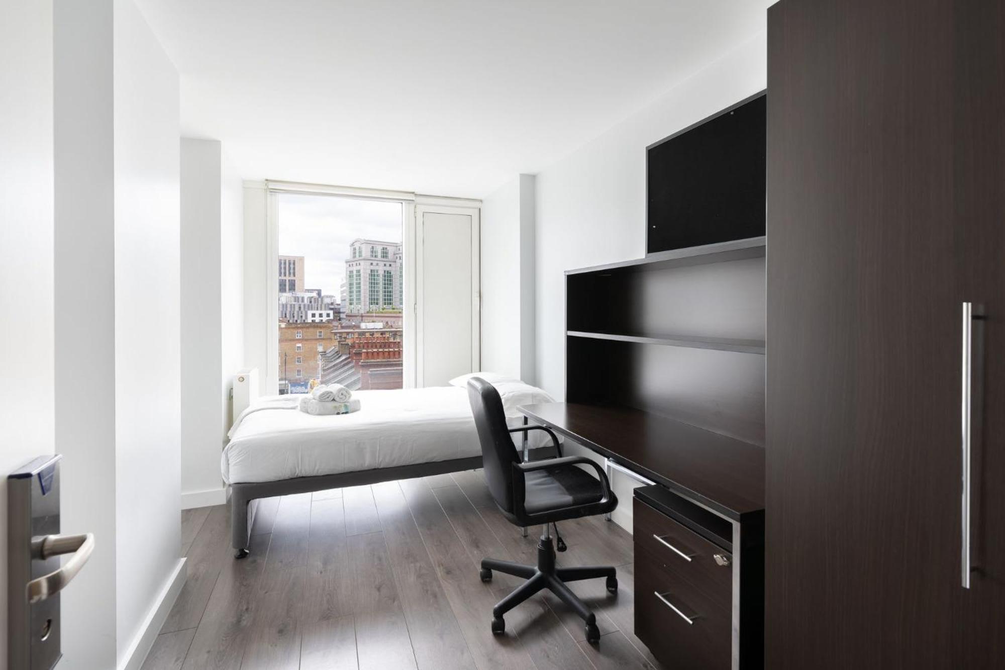 Chapter Spitalfields In Apartment